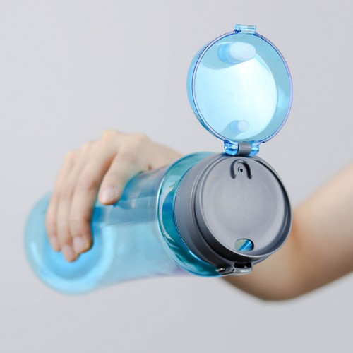 Super Lock กระบอกน้ำพลาสติก ความจุ 800 มล. ปราศจากสารก่อมะเร็ง (BPA Free) สีฟ้า รุ่น 5296