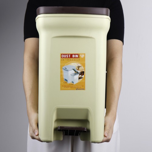 Micronware ถังขยะแบบเท้าเหยียบ Dust Bin ความจุ 18 ลิตร ปราศจากสารก่อมะเร็ง (BPA Free) รุ่น 5669 Micronware ถังขยะแบบเท้าเหยียบ Dust Bin ความจุ 18 ลิตร ปราศจากสารก่อมะเร็ง (BPA Free) รุ่น 5669