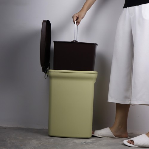 Micronware ถังขยะแบบเท้าเหยียบ Dust Bin ความจุ 18 ลิตร ปราศจากสารก่อมะเร็ง (BPA Free) รุ่น 5669 Micronware ถังขยะแบบเท้าเหยียบ Dust Bin ความจุ 18 ลิตร ปราศจากสารก่อมะเร็ง (BPA Free) รุ่น 5669