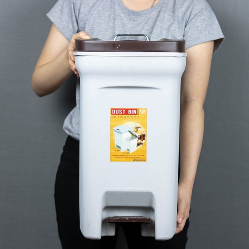 Micronware ถังขยะแบบเท้าเหยียบ Dust Bin ความจุ 18 ลิตร ปราศจากสารก่อมะเร็ง (BPA Free) รุ่น 5669 Micronware ถังขยะแบบเท้าเหยียบ Dust Bin ความจุ 18 ลิตร ปราศจากสารก่อมะเร็ง (BPA Free) รุ่น 5669