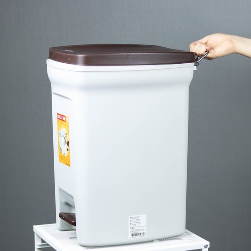 Micronware ถังขยะแบบเท้าเหยียบ Dust Bin ความจุ 18 ลิตร ปราศจากสารก่อมะเร็ง (BPA Free) รุ่น 5669 Micronware ถังขยะแบบเท้าเหยียบ Dust Bin ความจุ 18 ลิตร ปราศจากสารก่อมะเร็ง (BPA Free) รุ่น 5669